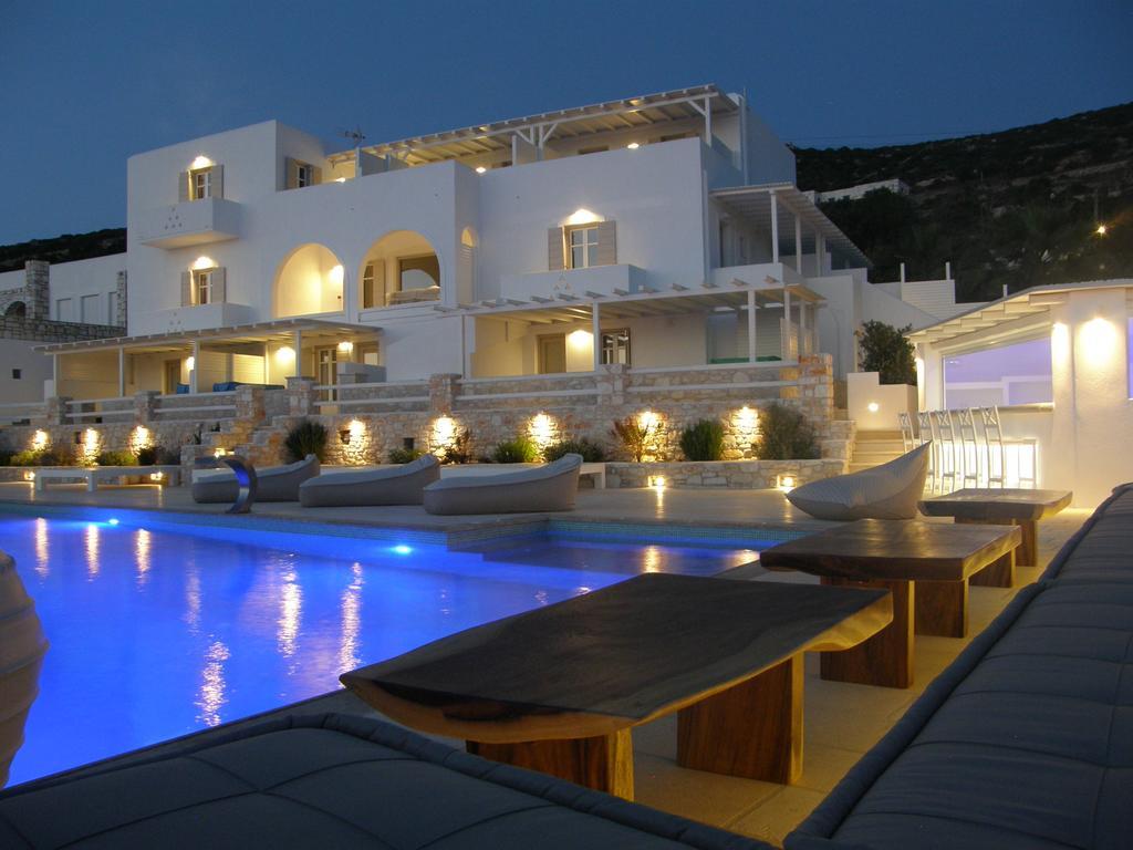 Anna Platanou Suites Agia Irini  Exterior foto